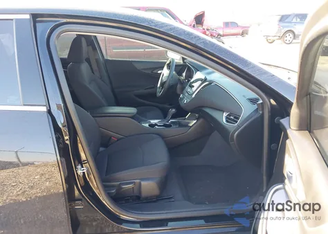 2019 Chevrolet Malibu Lt from USA, damaged, VIN 1G1ZD5ST4KF193228